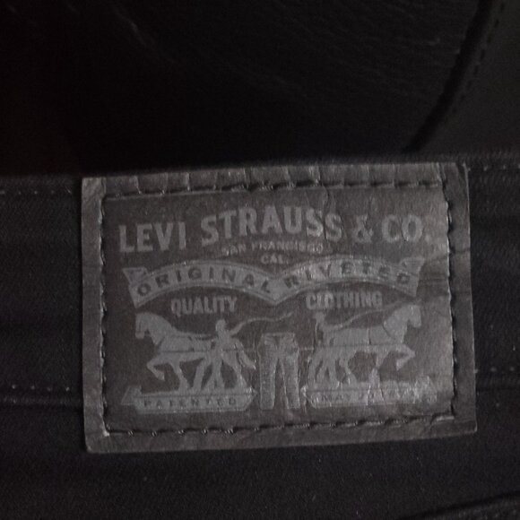 Levi's Women's Jeans‎ Black Denim Mid-Rise Skinny Size 8 - Picture 6 of 7